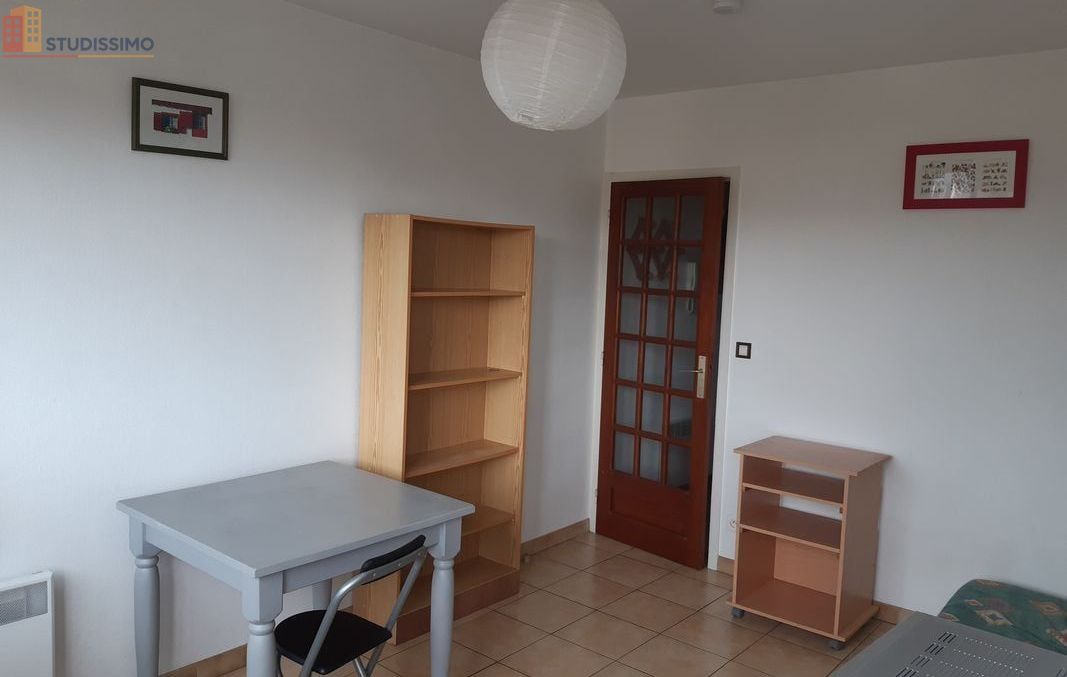 Studio meublé 19m² Tarbes - Meublé, DPE D - Photo 1