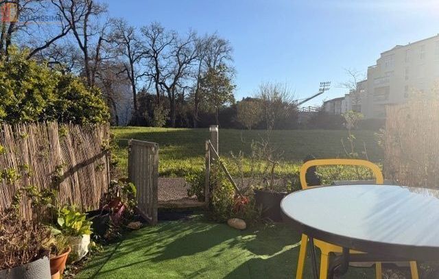 Studio 27m² La Rochelle - - Photo 2
