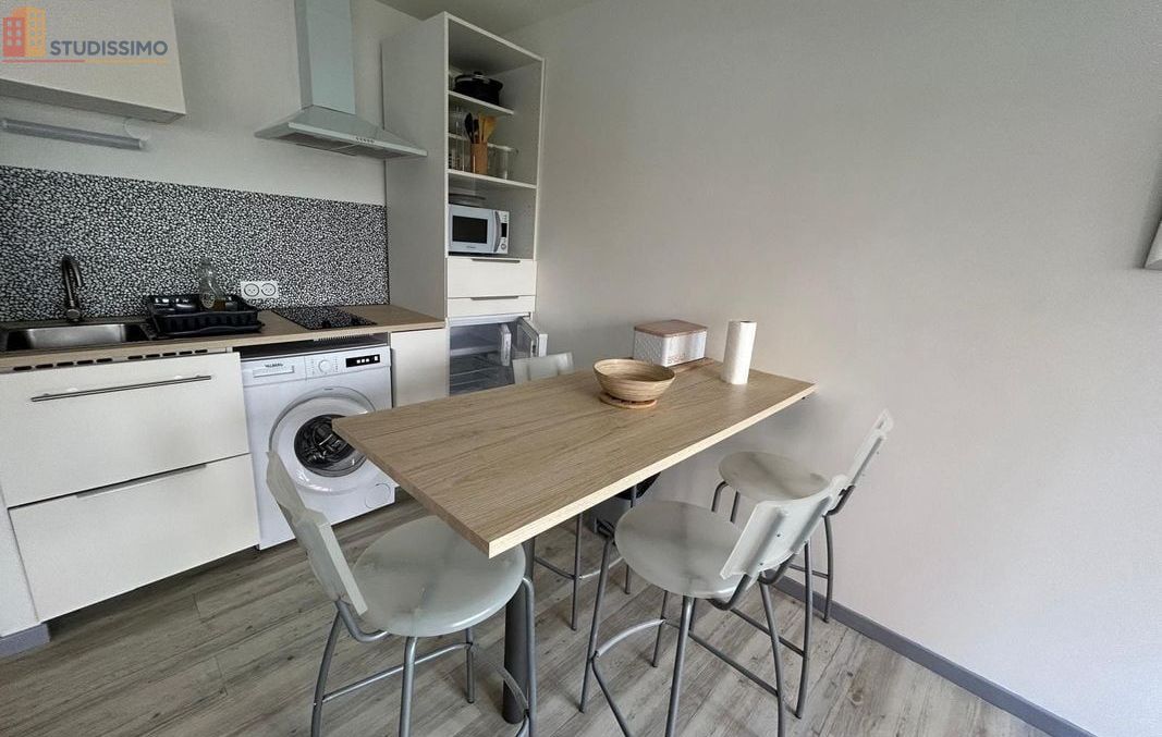Studio 33m² Chamalières - Meublé, DPE D - Photo 2