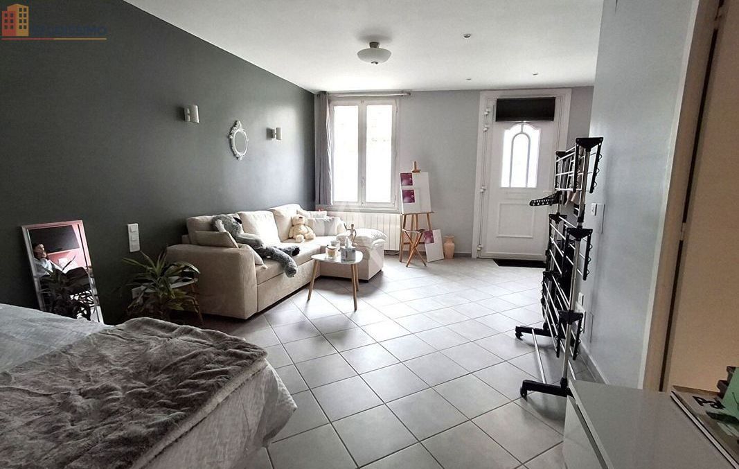 Studio 40m² Saintes - Lumineux, proche commodités - Photo 3