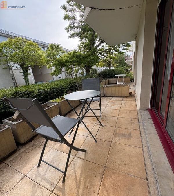 Studio 20m² La Rochelle - Entièrement rénové, terrasse - Photo 1