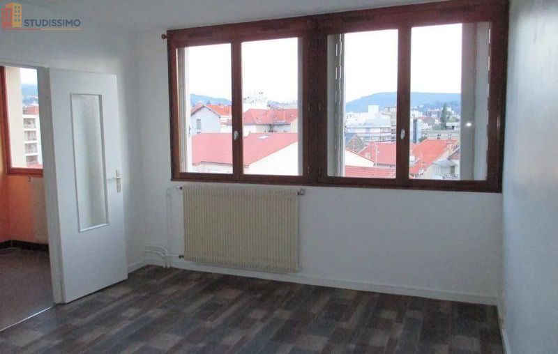 Studio 30m² Clermont-Ferrand - Très lumineux, proche Place de Jaude - Photo 2