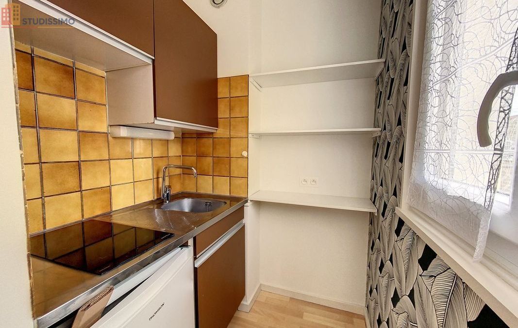 Studio meublé 21m² Clermont-Ferrand 63000 - Meublé, 21m² - Photo 1