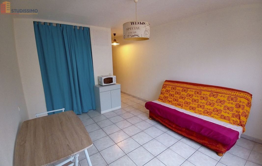 Studio meublé 21m² Perpignan - Meublé, 2e étage - Photo 2