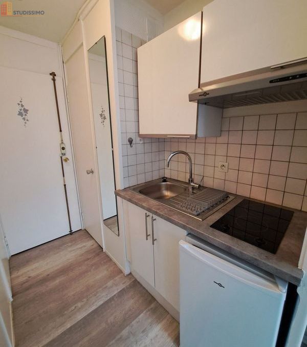 Studio meublé 18m² Royat - Meublé, 2e étage - Photo 2