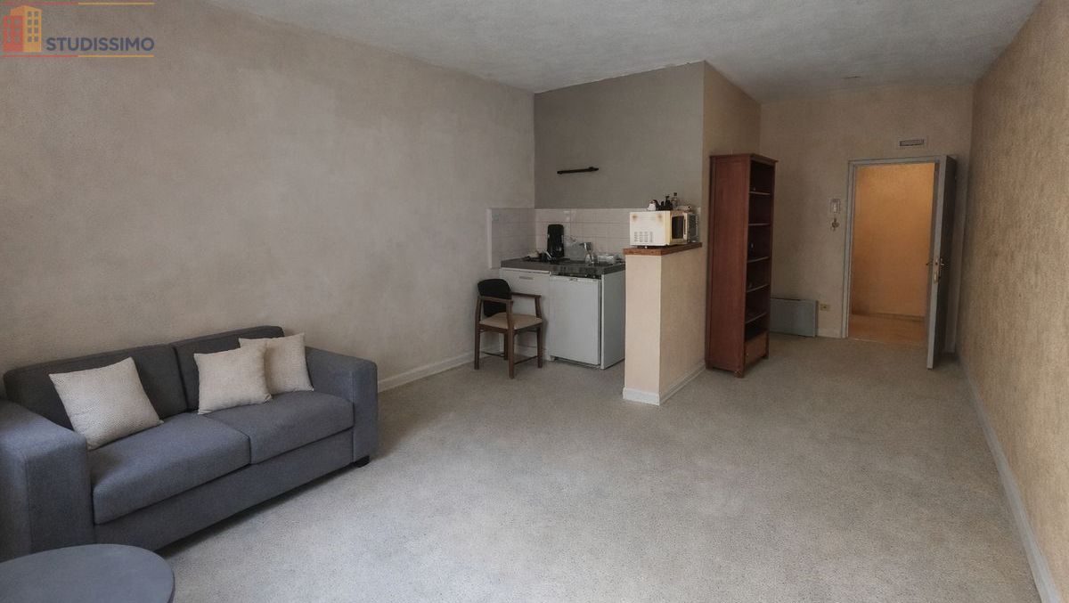 Studio à Saintes