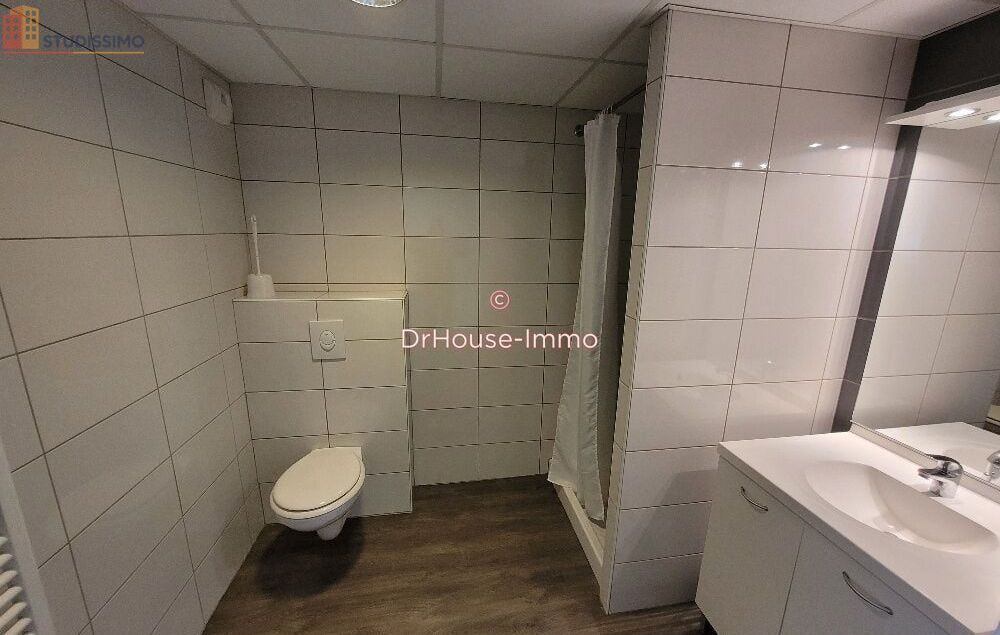 Studio meublé 21m² Clermont-Ferrand 63000 - Lumineux, 4e étage - Photo 2