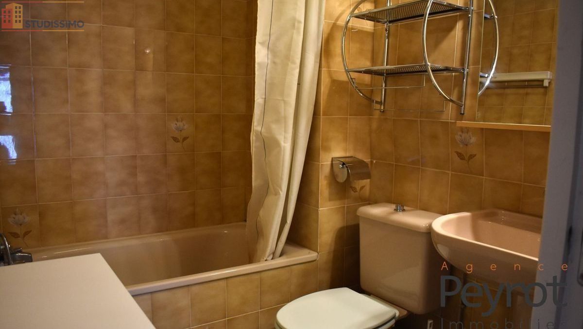 Studio meublé 28m² Font-Romeu-Odeillo-Via - Meublé, DPE D - Photo 4