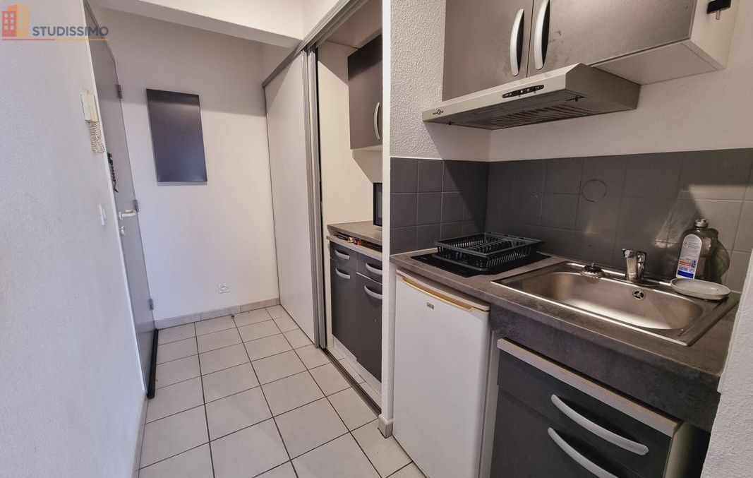 Studio meublé 20m² Perpignan 66100 - Lumineux, 6e étage - Photo 2