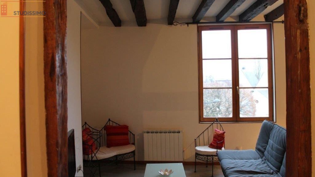 Studio 53m² Bourges - Lumineux, 2e étage - Photo 4