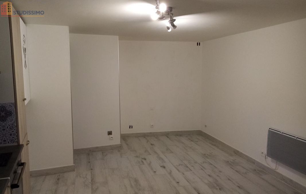 Studio 25m² Perpignan 66100 - Photo 2