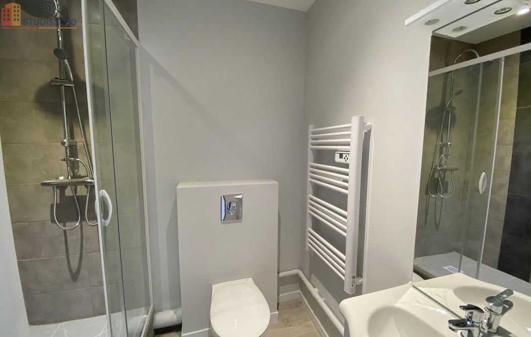 Studio 22m² Clermont-Ferrand 63000 - Meublé - Photo 1