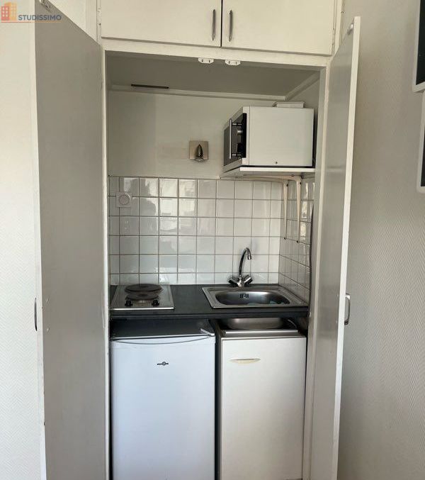 Studio meublé 16m² Clermont-Ferrand 63000 - Meublé, 3e étage - Photo 1