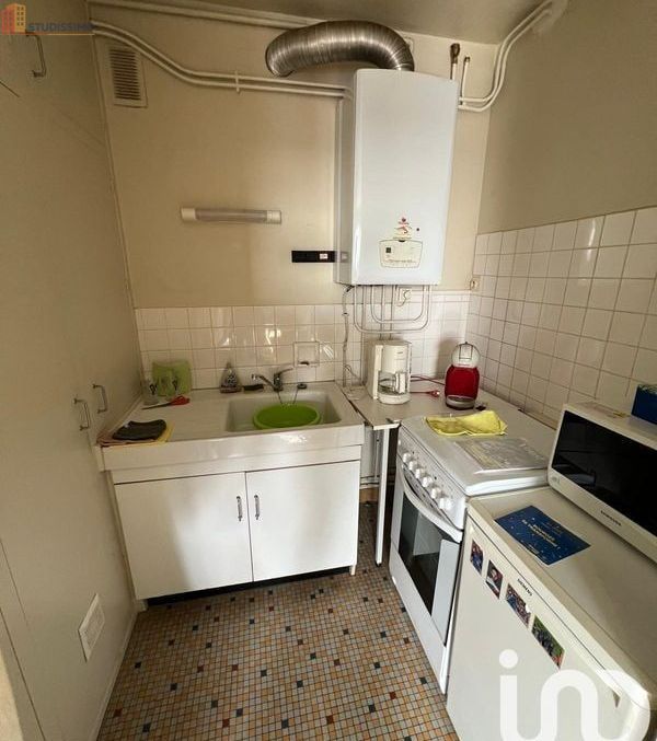 Studio 34m² Bourges centre - Étage élevé, lumineux - Photo 2