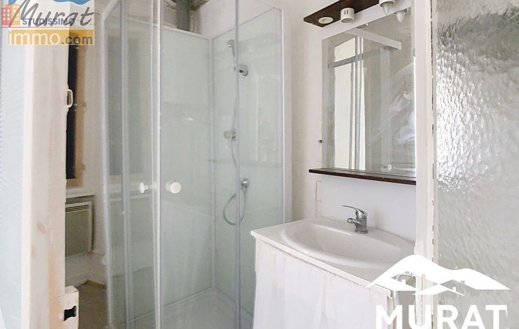 Studio 31m² Thiers 63300 - Photo 2
