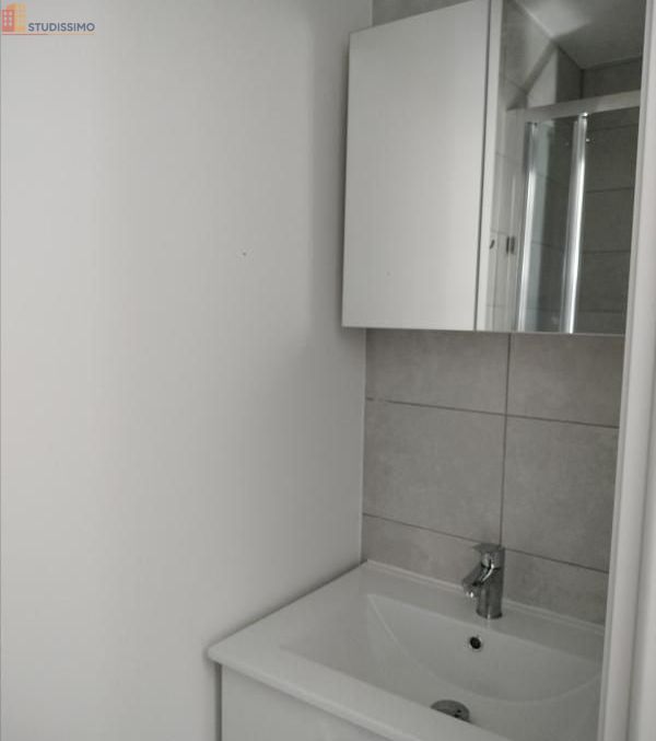 Studio meublé 12m² Aulnat - Meublé, 2e étage - Photo 1