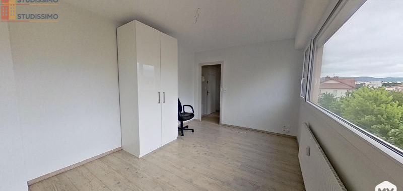 Studio 29m² Clermont-Ferrand - Étage 2, DPE D - Photo 2