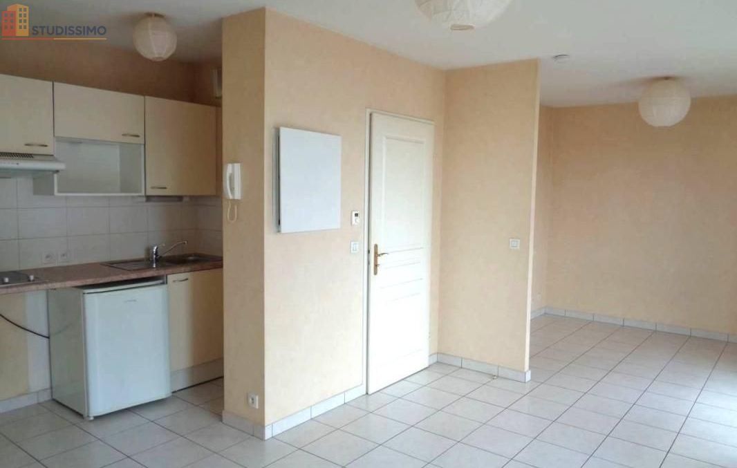 Studio 32m² Brive-la-Gaillarde - Étage 2/4, DPE C - Photo 5