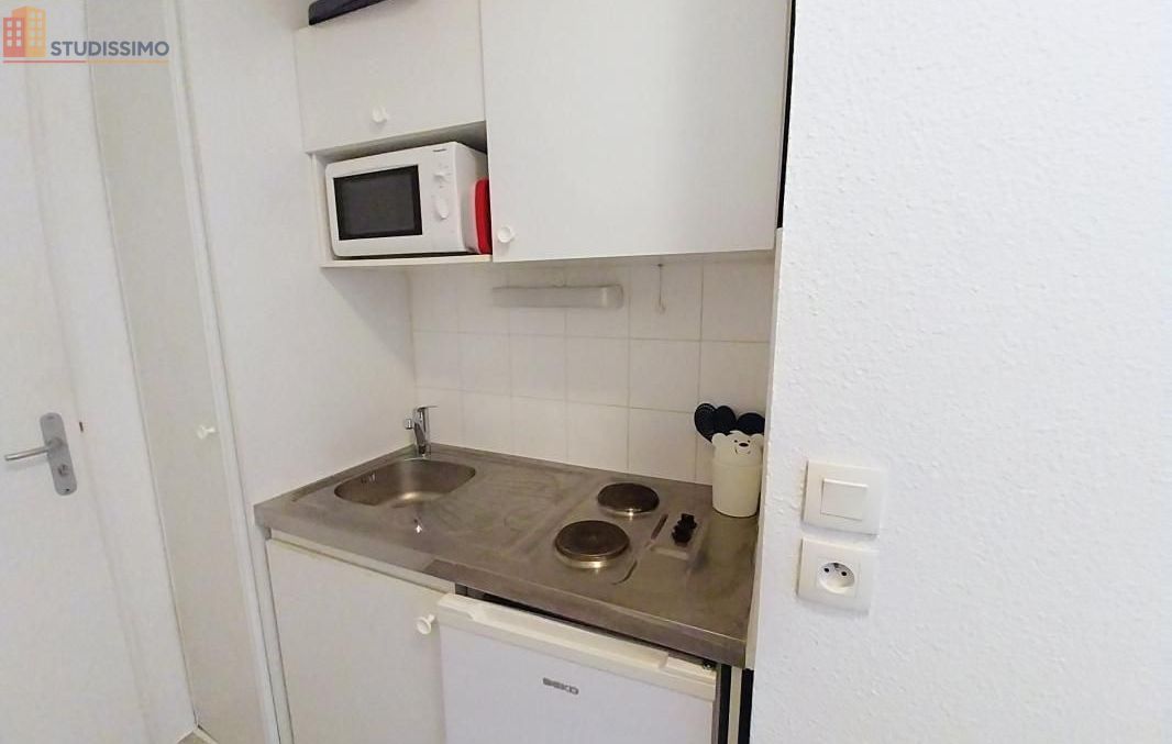 Studio meublé 18m² Clermont-Ferrand 63100 - Meublé, étage élevé - Photo 2