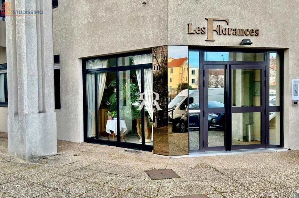 Studio meublé 31m² Chamalières - Meublé, DPE D - Photo 9