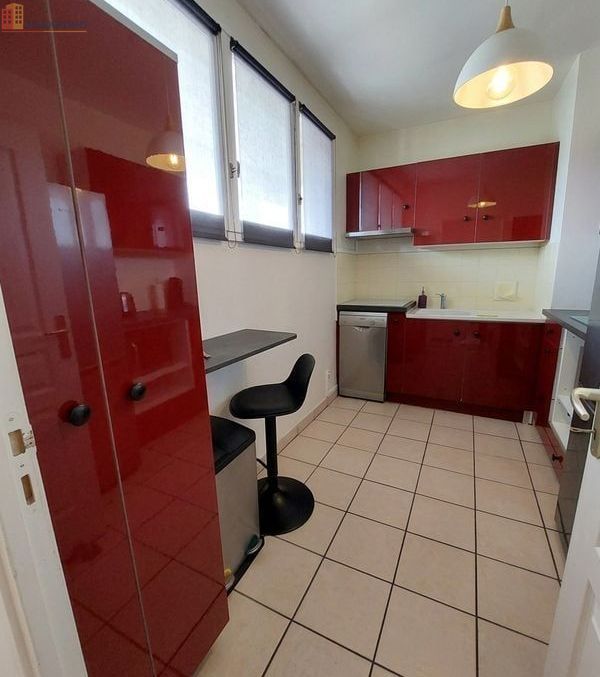 Studio 34m² Brive-la-Gaillarde - Meublé, dernier étage - Photo 2