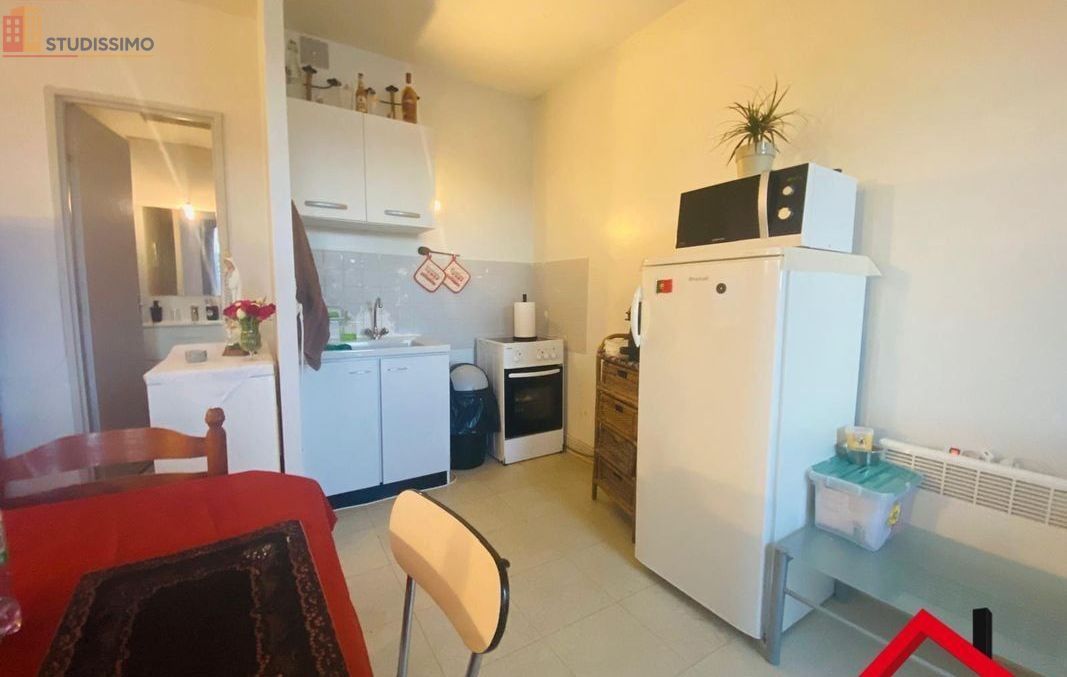 Studio 33m² Brive-la-Gaillarde - Dernier étage, luminosité - Photo 3