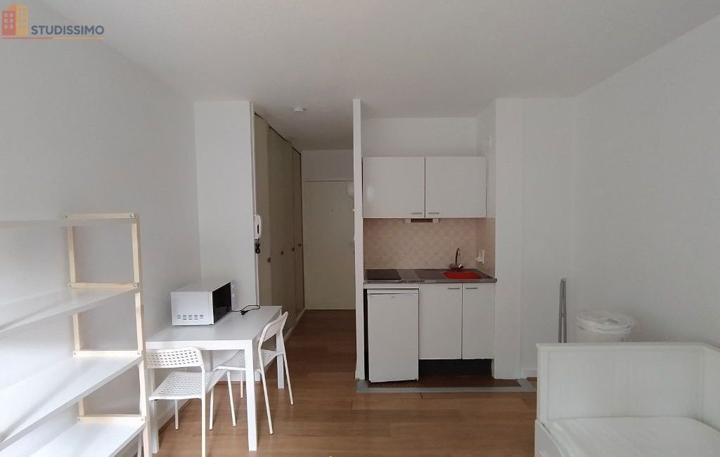 Studio meublé 18m² Clermont-Ferrand 63000 - Meublé - Photo 4