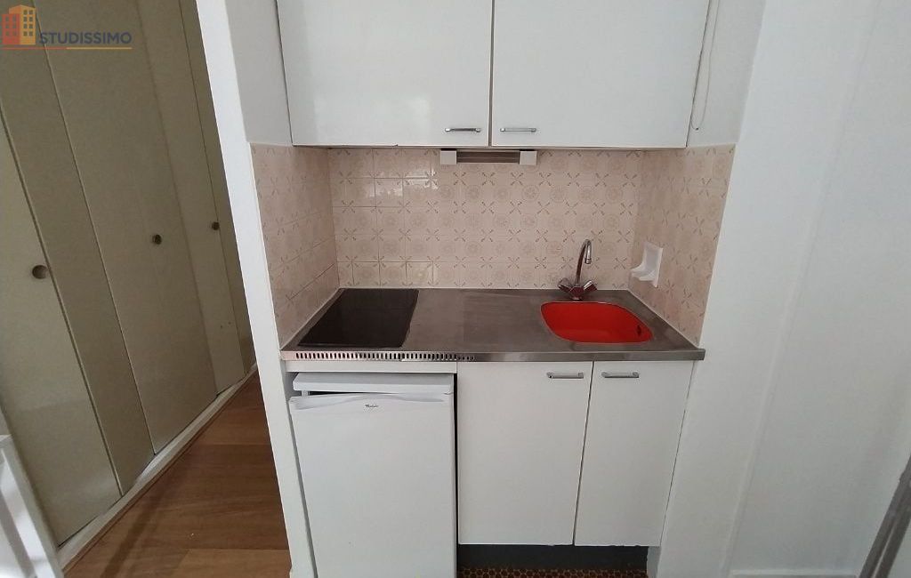 Studio meublé 18m² Clermont-Ferrand 63000 - Meublé - Photo 2
