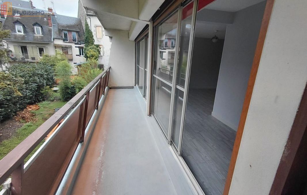 Studio 28m² Ussel - Étage élevé, lumineux - Photo 1