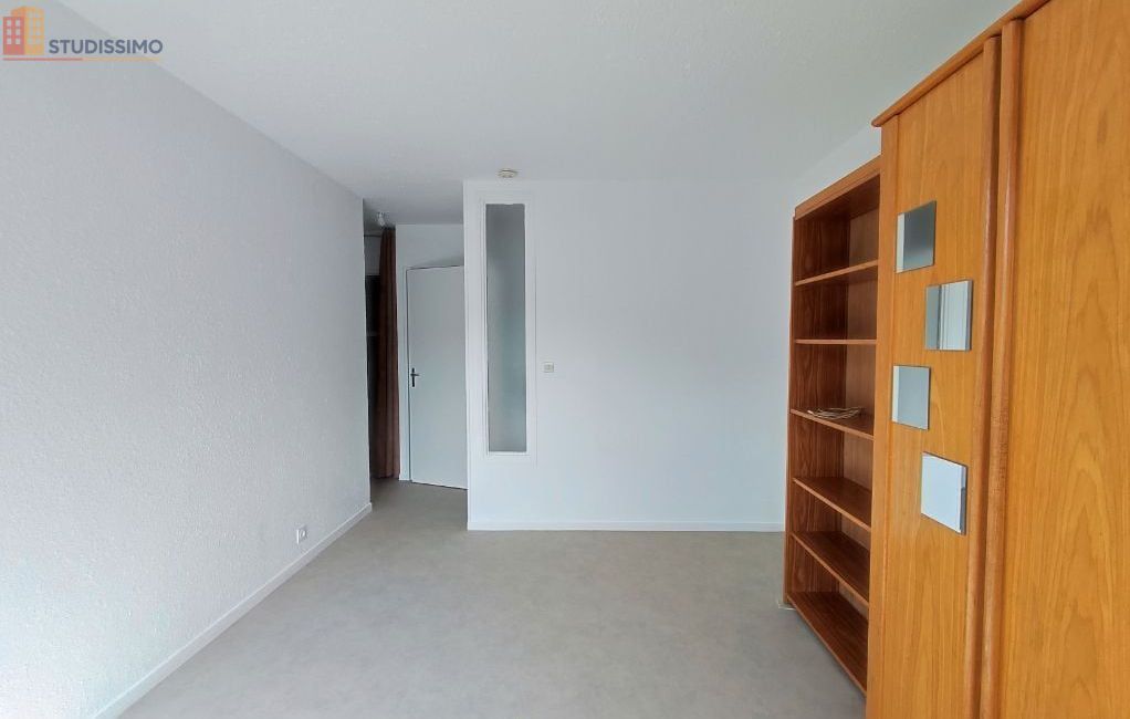 Studio 25m² Clermont-Ferrand - Étage élevé, DPE D - Photo 11
