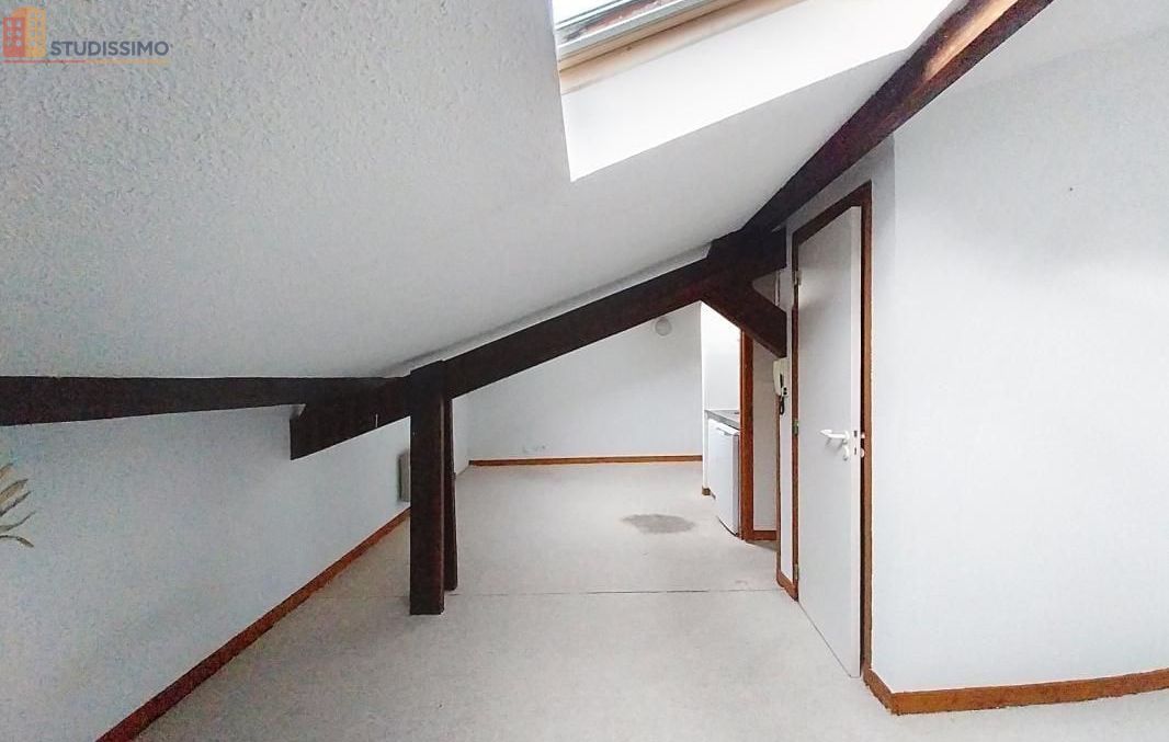Studio 22m² Clermont-Ferrand 63000 - Étage 4, DPE F - Photo 4