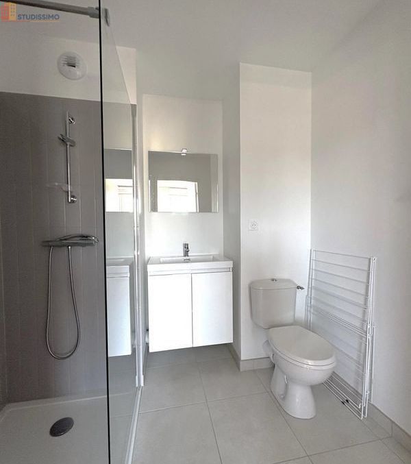Studio 34m² Saint-Brieuc - Dernier étage, DPE C - Photo 5