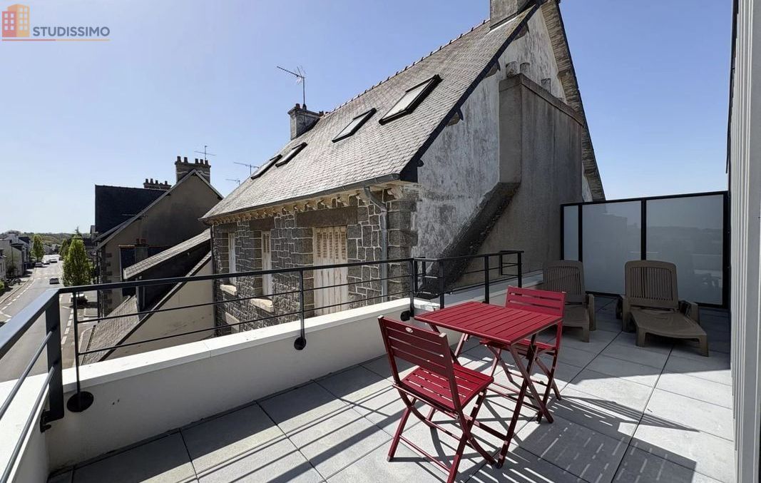 Studio 34m² Saint-Brieuc - Dernier étage, DPE C - Photo 2