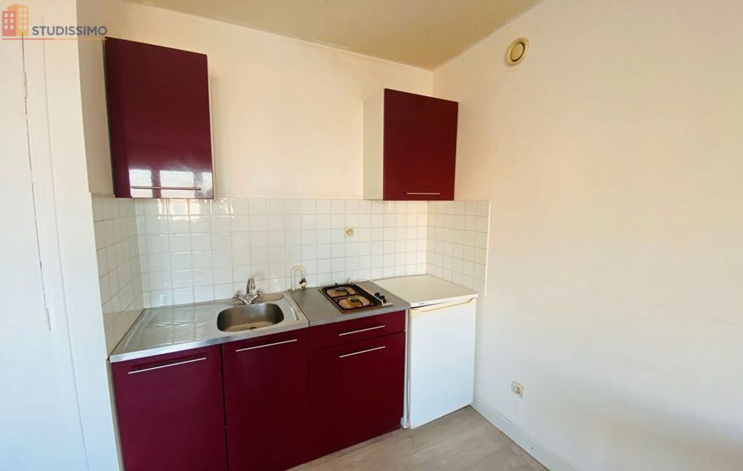 Studio 25m² Saint-Brieuc - Dernier étage, lumineux - Photo 4
