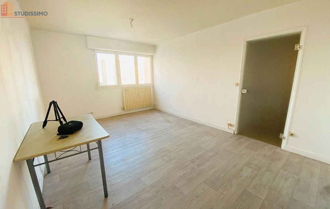 Studio 25m² Saint-Brieuc - Dernier étage, lumineux - Photo 5