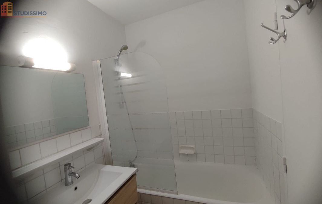 Studio 25m² Saint-Brieuc - 1er étage, lumineux - Photo 2