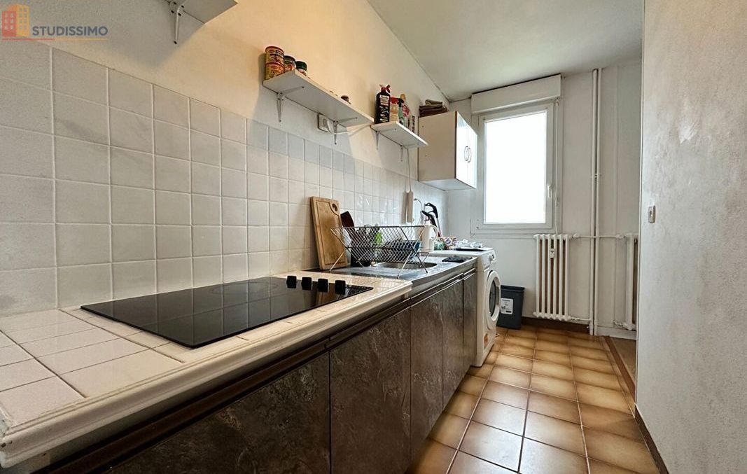 Studio 28m² Saint-Brieuc - Étage 1/5, DPE D - Photo 4