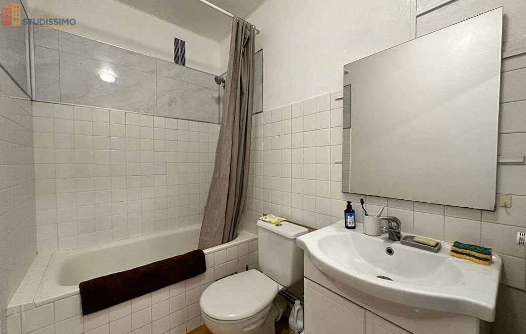 Studio 28m² Saint-Brieuc - Étage 1/5, DPE D - Photo 3