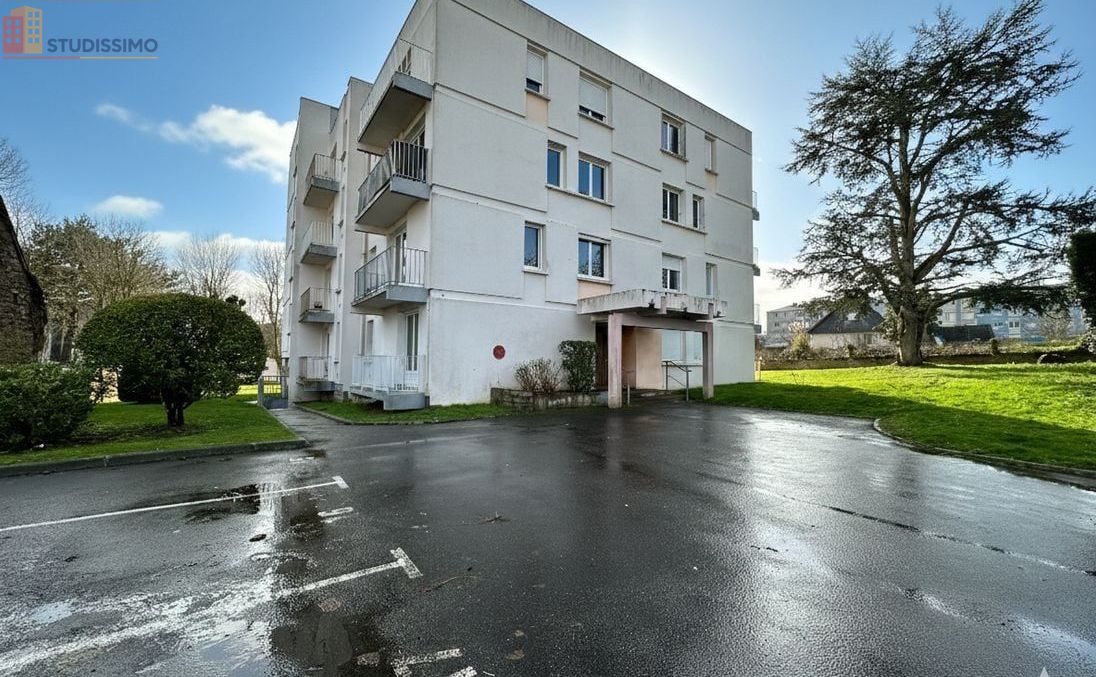 Studio 28m² Saint-Brieuc - Étage 1/5, DPE D - Photo 1