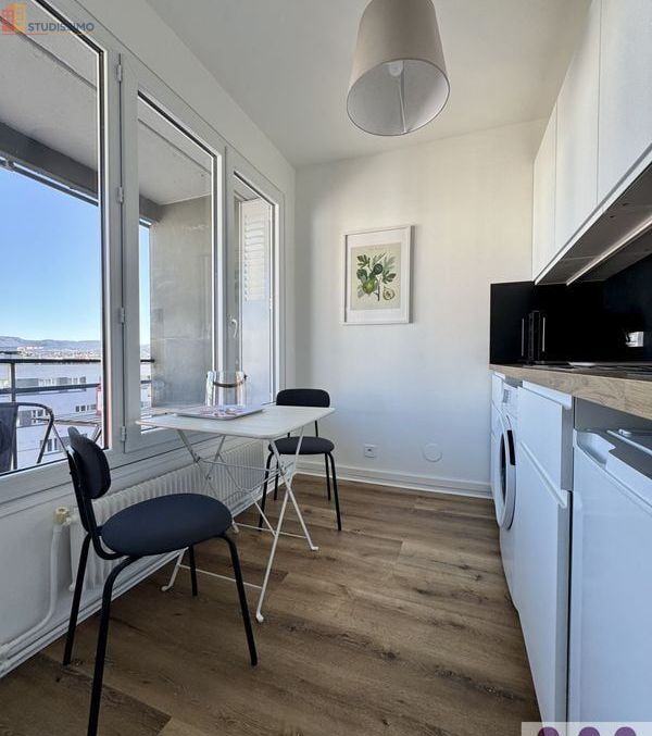 Studio meublé 31m² Clermont-Ferrand - Lumineux, étage élevé - Photo 2