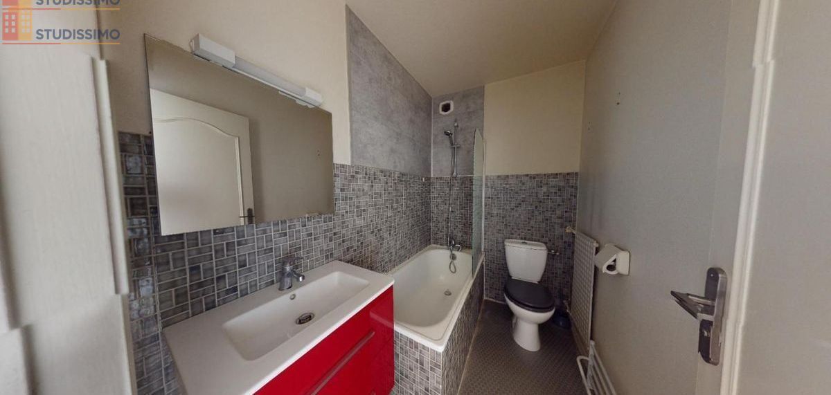 Studio meublé 32m² Clermont-Ferrand 63000 - Meublé, 4e étage - Photo 3