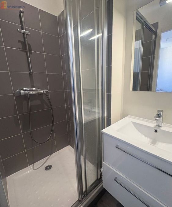 Studio 18m² Clermont-Ferrand 63100 - 2e étage, calme - Photo 1
