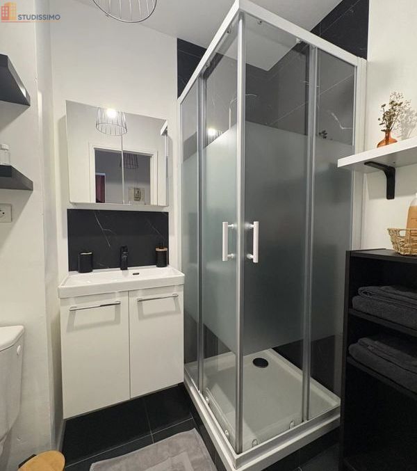 Studio 27m² Saint-Brieuc - Dernier étage, lumineux - Photo 2