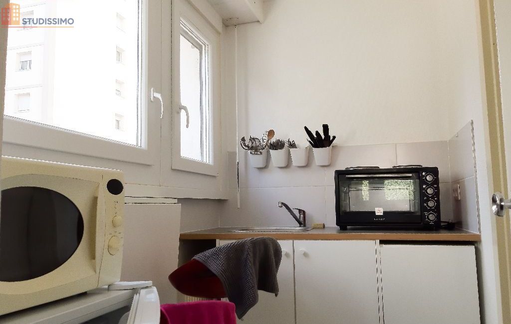 Studio meublé 23m² Strasbourg centre - Meublé, DPE C - Photo 2
