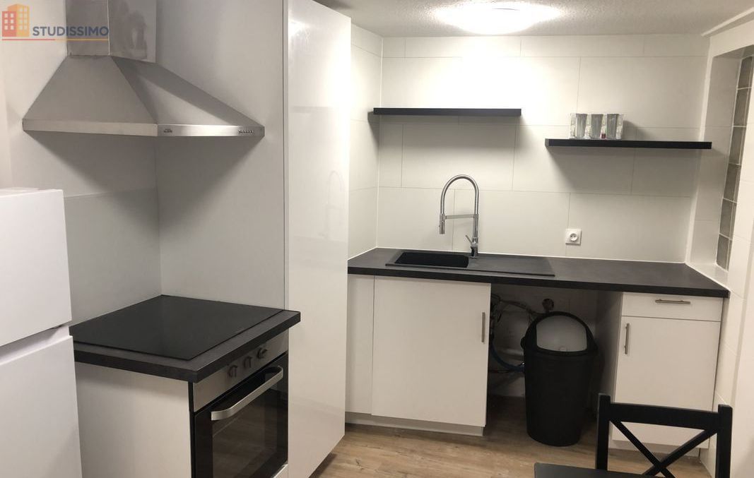 Studio meublé 31m² Strasbourg centre - Étage 2/4, meublé - Photo 3