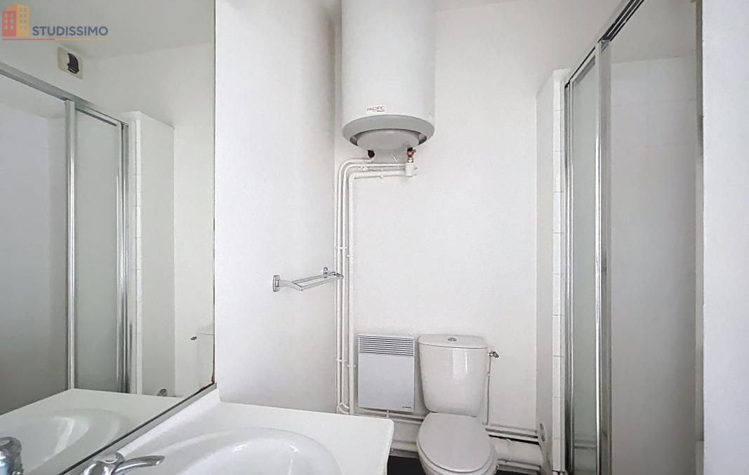 Studio 23m² Clermont-Ferrand - Sans caractéristique mentionnée - Photo 1