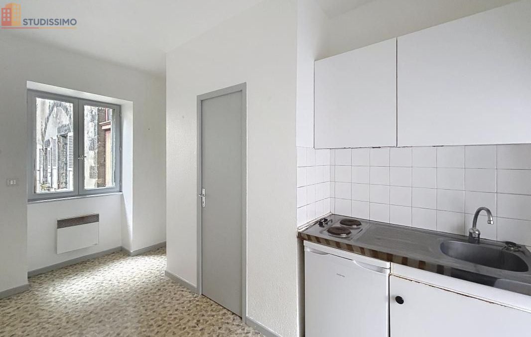 Studio 23m² Clermont-Ferrand - Sans caractéristique mentionnée - Photo 2