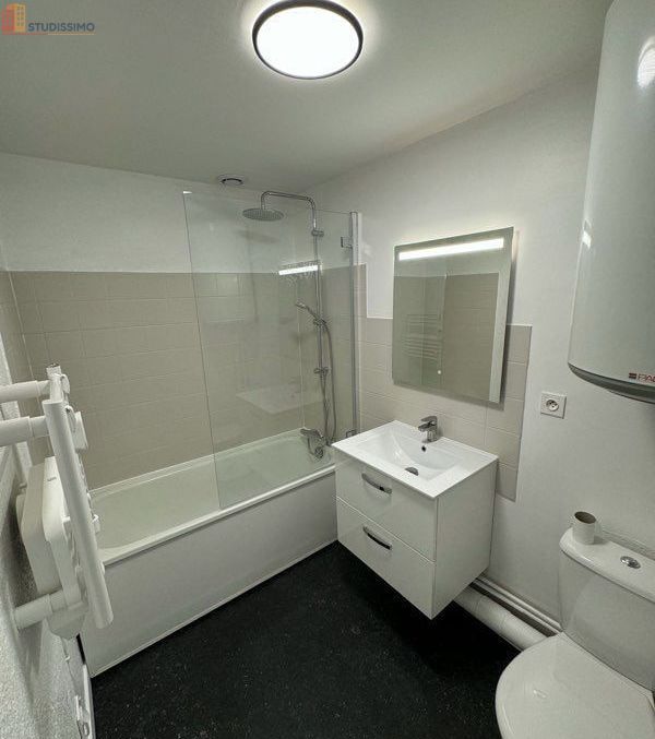 Studio 20m² Clermont-Ferrand 63000 - Meublé, proche facs - Photo 1