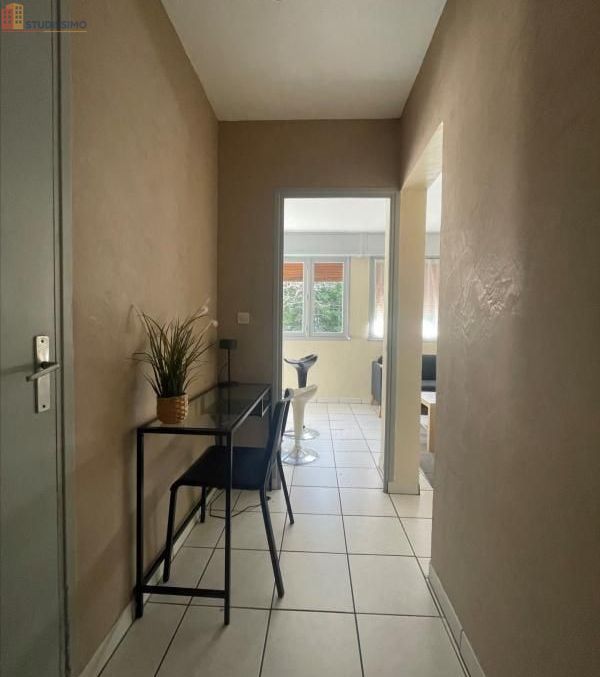 Studio 33m² Royat - Meublé, 2e étage - Photo 5