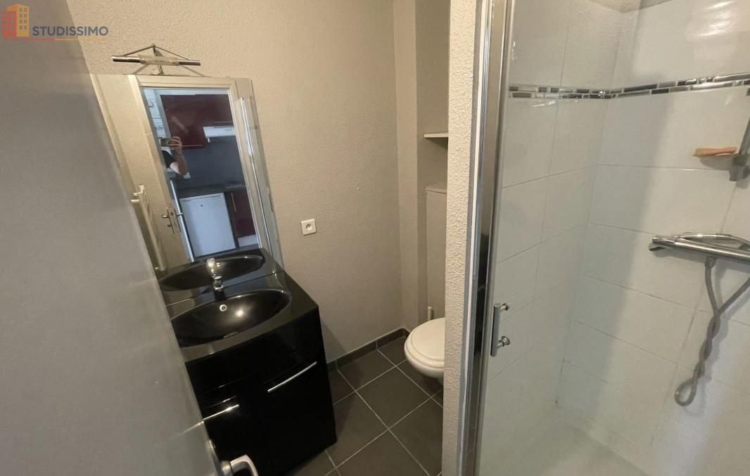 Studio 24m² Clermont-Ferrand 63000 - Dernier étage, lumineux - Photo 1
